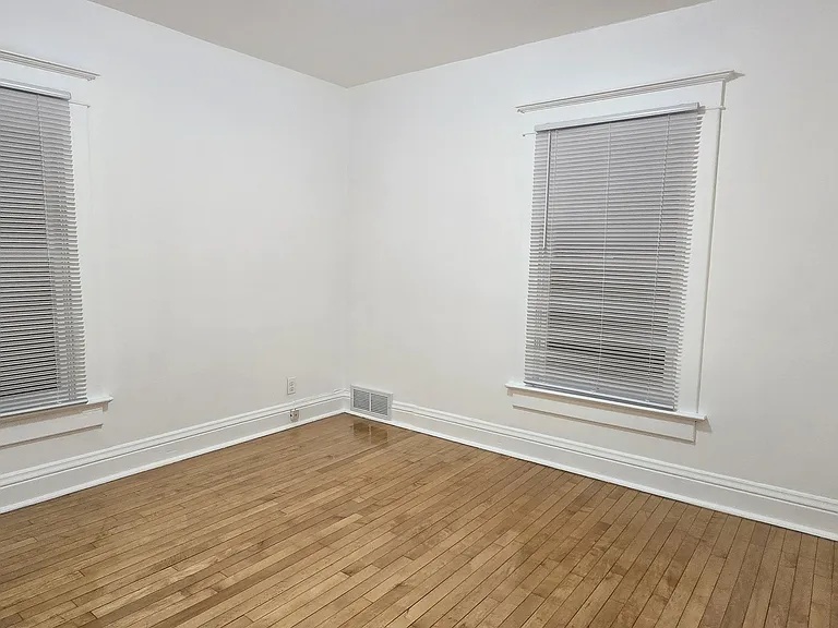 1114 College St N #1144 — Photo 28