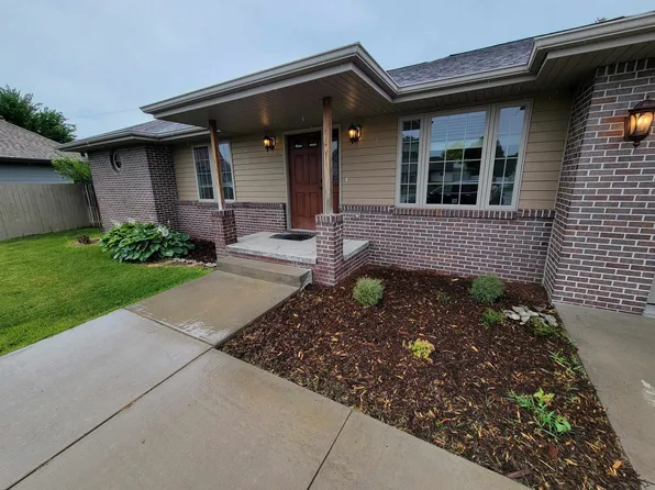 3414 BUSH COURT, North Platte, NE 69101