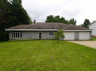 1404 W Chicago Rd, Niles, MI 49120