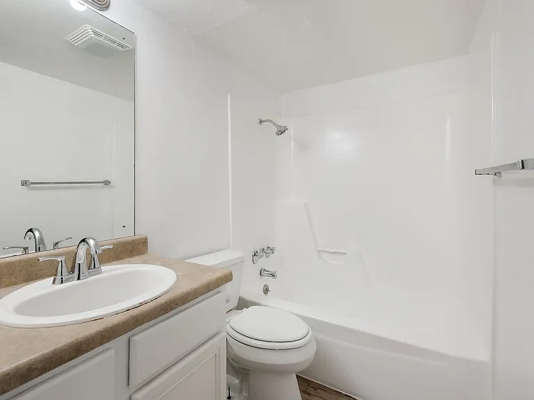 404 E Park Ave #5 — Photo 10