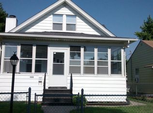 1830 9 1/2 St, Rock Island, IL