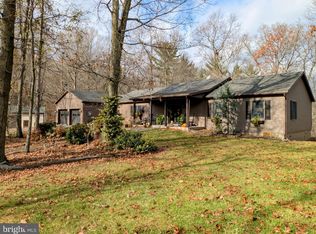 466 W Mattie Rd, Everett, PA 15537