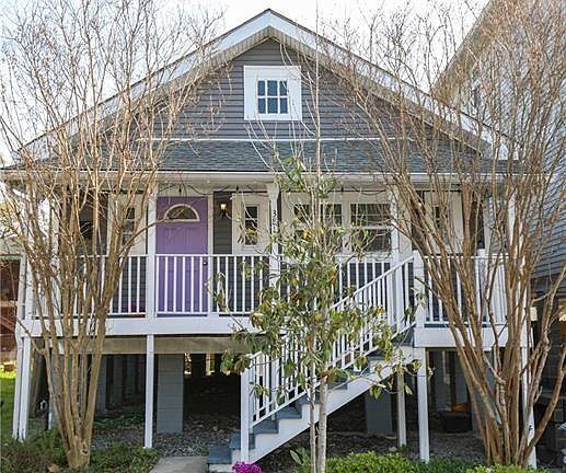2nd image of 3815 Delachaise St