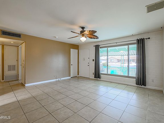 3rd image of 11848 N 103rd Ave
