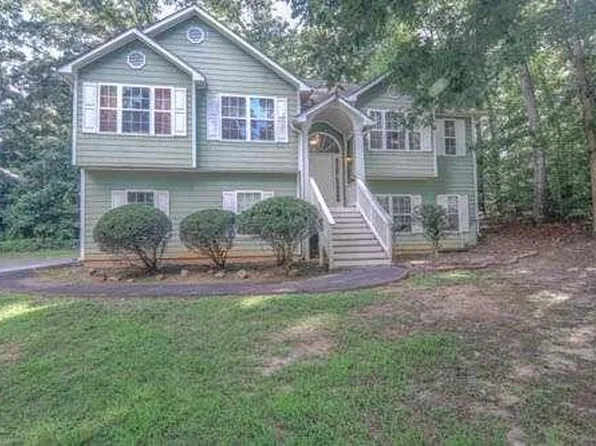 6339 Magnolia Ct, Douglasville, GA 30135
