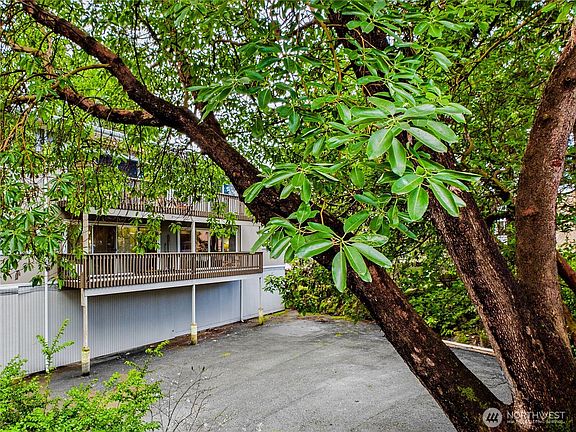 2nd image of 465 Winslow Way E #206