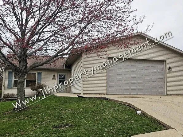 1776 S Hance Dr #1776, Freeport, IL 61032