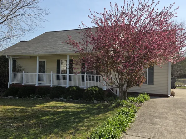 455 Creek Ln, McMinnville, TN 37110