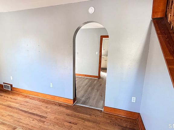 4th image of 19-21 Quarry Street