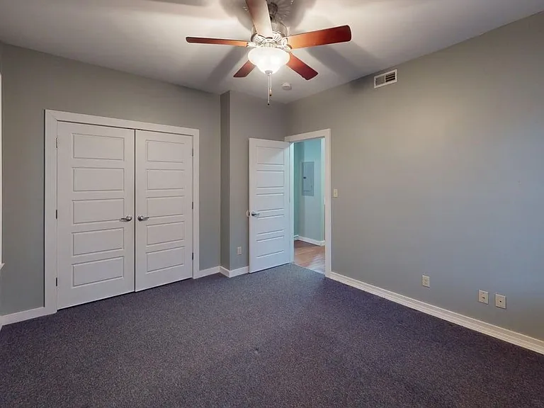 3867 Lafayette Ave — Photo 12