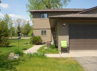 203 Mathew Ln, Cecil, WI 54111