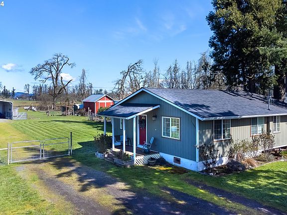5th image of 33681 E River Dr