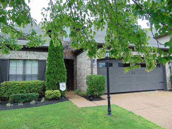 2nd image of 30 Birch Springs Dr