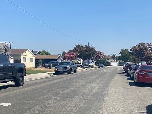 4th image of 6585 Yosemite Dr