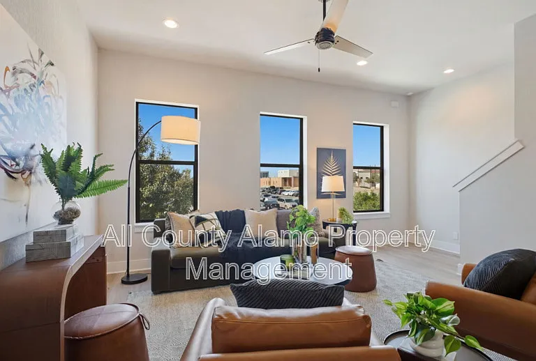 7930 Kennedy Hl — Photo 6