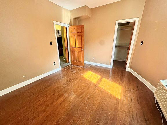 5th image of 31-19 23rd Ave #3
