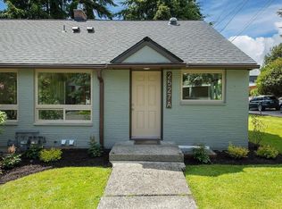 2527 NE 110th St #A, Seattle, WA 98125