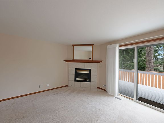 2nd image of 1640 SW Ponsteen Dr