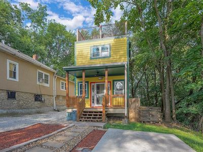 28 S 6th St, Kansas City, KS, 66101