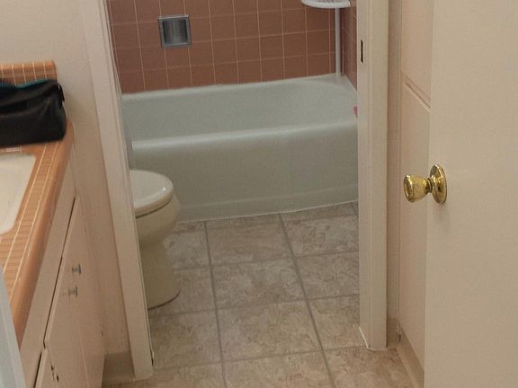 4th image of 1413 Prince Edward Way