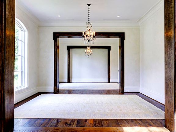 3rd image of 3224 Ella Lee Ln