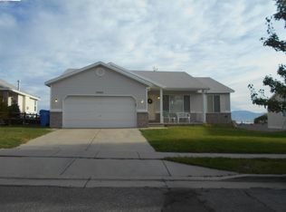 5432 W Ridge Flower Way, Salt Lake City, UT 84118