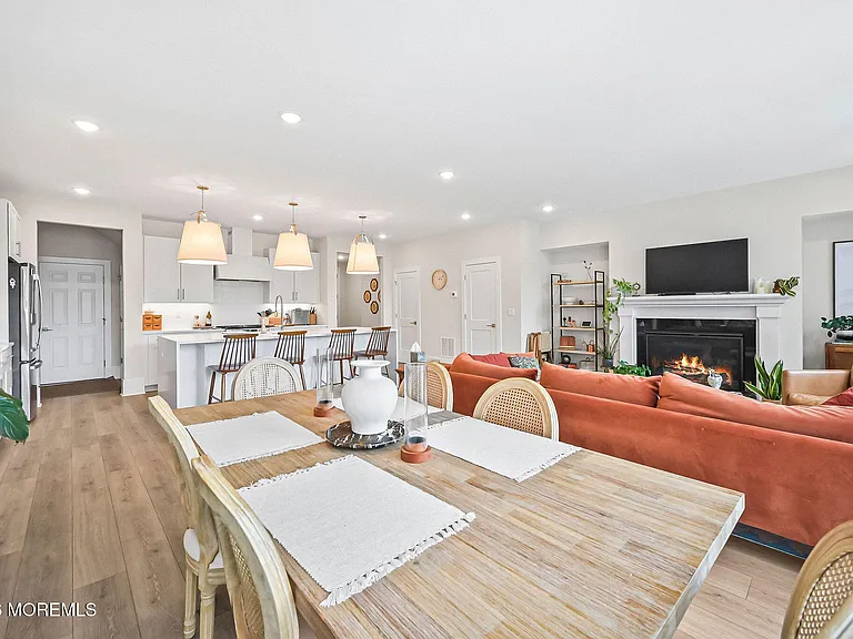4039 Heron Dr — Photo 12