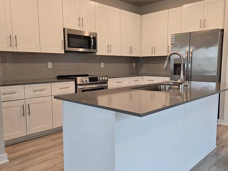 326 Lydia Dr — Photo 13
