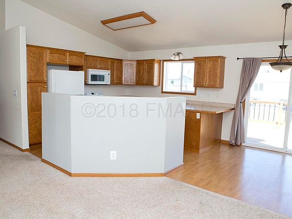 2nd image of 1614 18th Ave E