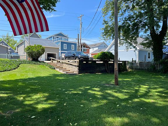 5th image of 616 Lions Park Dr