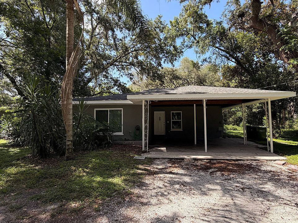 1st image of 305 W Country Club Dr