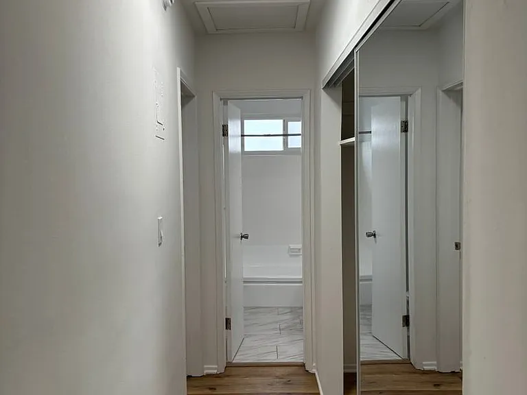 334 S. Hobart Blvd — Photo 19