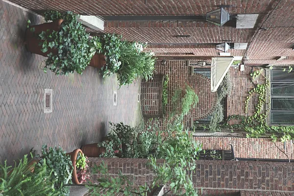 Sold by Corcoran | media 21