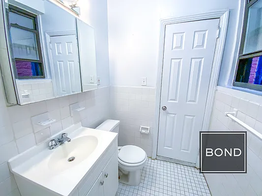 Rented by Bond New York | media 24