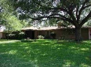 5645 Galewind Dr, Windcrest, TX 78239
