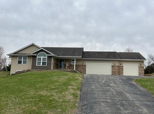 2007 Alfalfa Way, Freeport, IL 61032