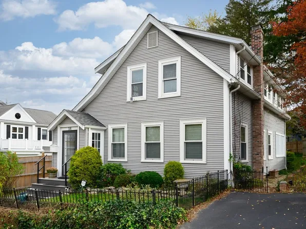 54 Standish Rd, Quincy, MA 02171
