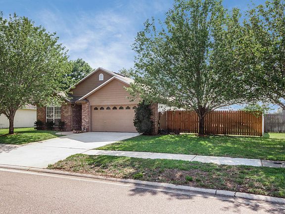 2nd image of 2424 Glade Springs Dr