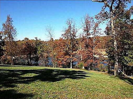3rd image of Falcon Crest Dr Lot 20