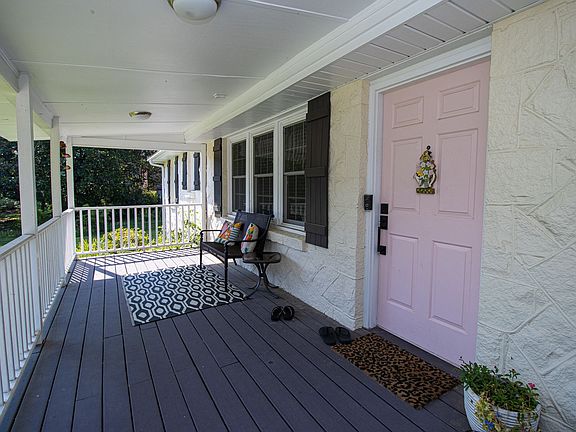 5th image of 4112 Springhill Rd