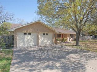 307 S 10th St, Pflugerville, TX 78660
