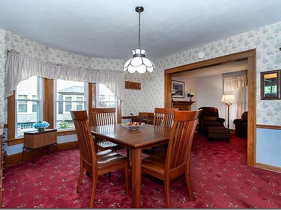 4th image of 234 Harvard Ave
