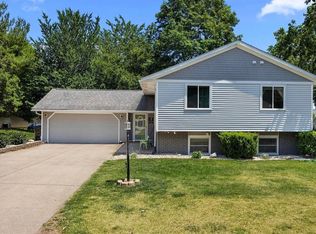212 N Ostrom Ave, Princeville, IL 61559