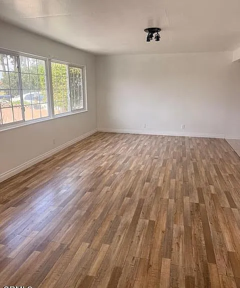 541 Glacier Ave — Photo 10