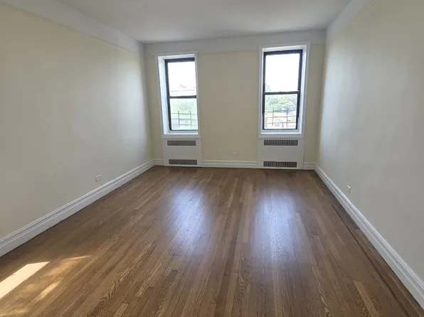 1730 East 18th Street image 3 of 9