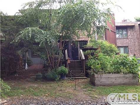2nd image of 602 Bounty Ct #2D