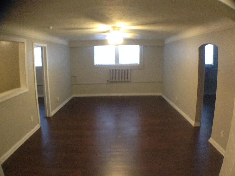 1st image of 2621 N Moreland Blvd APT 1