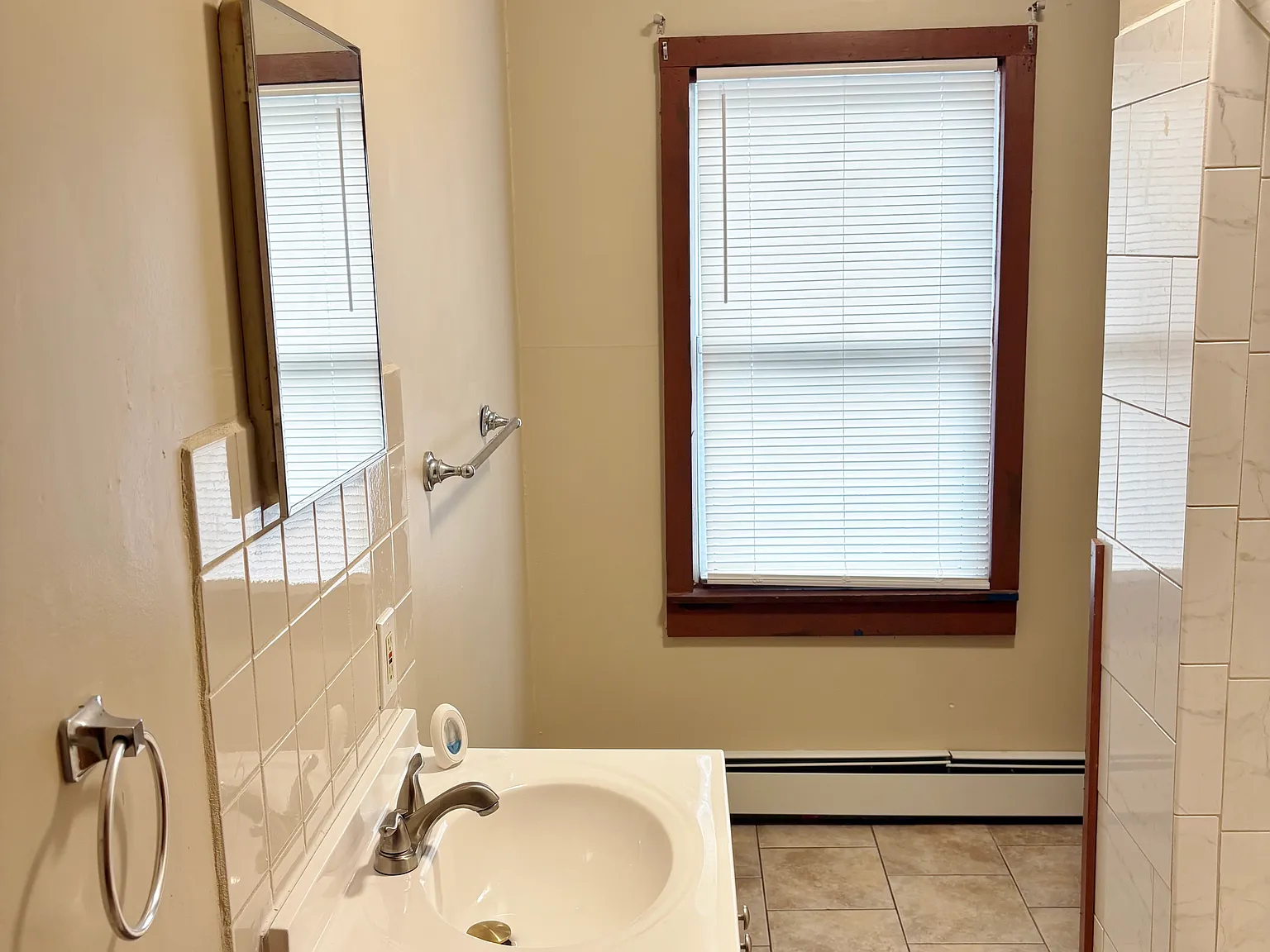 3 bed, $1,725 — Photo 4