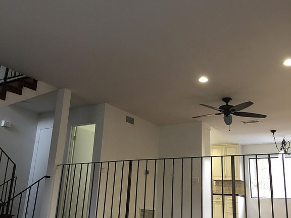 5th image of 26001 Alizia Canyon Dr Unit B
