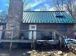 6751 W High Knob Rd, Old Fields, WV 26845